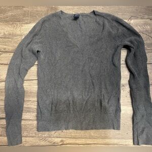 GAP Men's Charcoal V-Neck Sweater